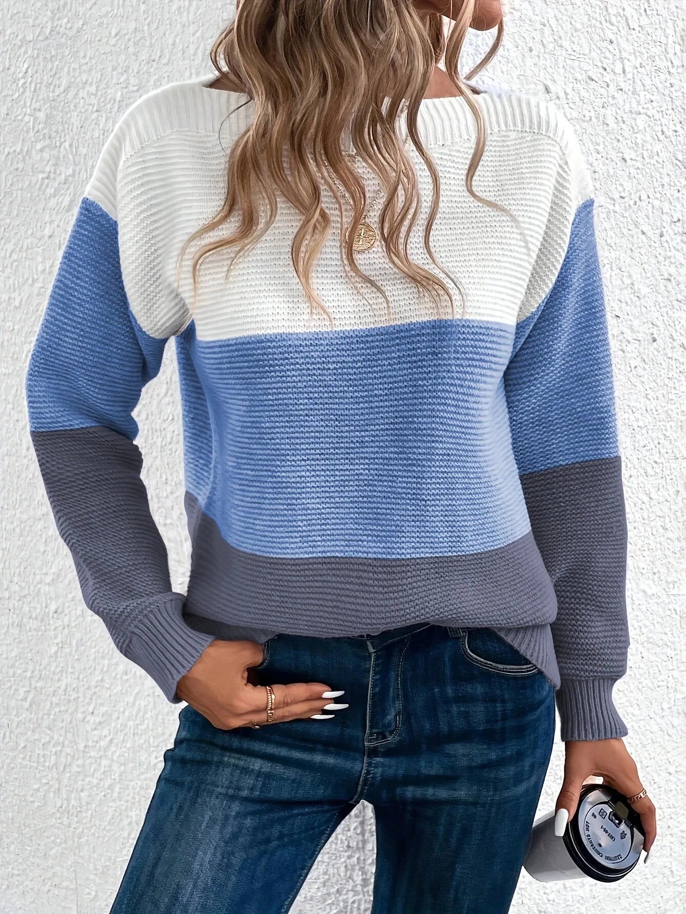 Alea | Elegant trøje med tri-color patchwork
